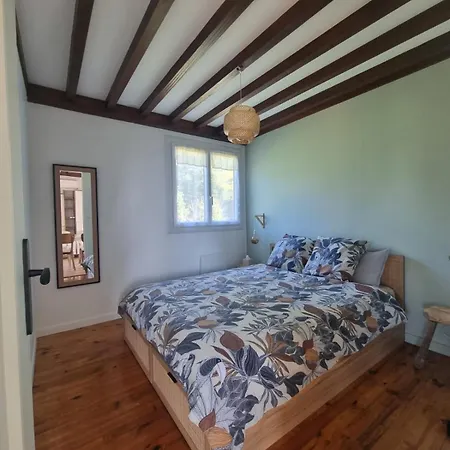 Chalet *